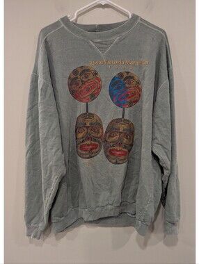 Vtg Royal Victoria Marathon Canada Kwa-Gulth Indigenous Richard Hunt Sweatshirt
